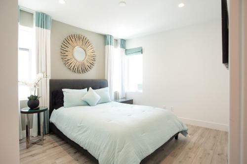 926 E Ocean Front (68456)