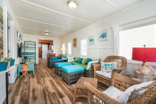 105 30th St 2 Bedroom Home