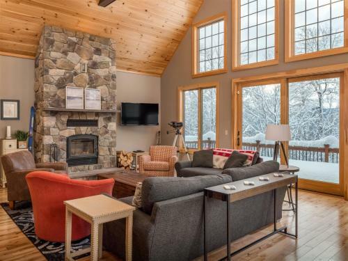 Vacation: Outlook At The Peaks