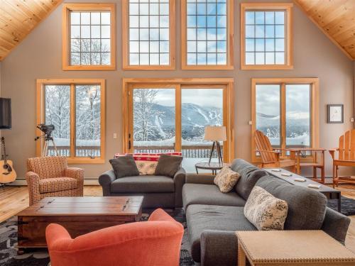 Vacation: Outlook At The Peaks