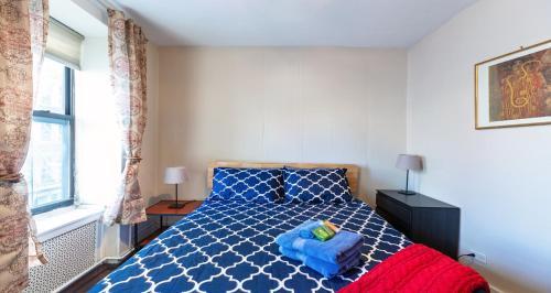 Prime Soho Apartment With Private Backyard