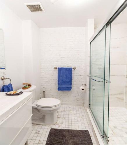 Amazing Soho Apartments With Private Backyard