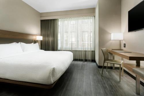 AC Hotel By Marriott New York Times Square