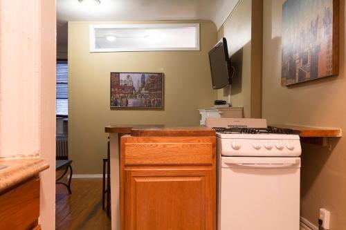 Central Two Bedroom Apartment In Times Square