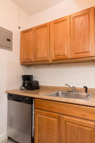 Central Two Bedroom Apartment In Times Square