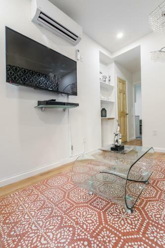 Prime West Village Vacation Apartment