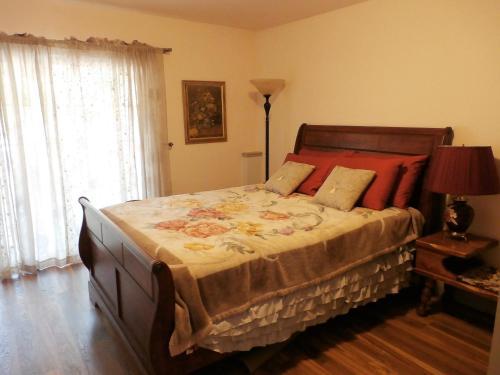 Apartamento New Charming 2 Bedrooms Unit Close To Everything