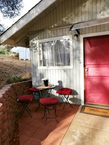 Apartamento New Charming 2 Bedrooms Unit Close To Everything