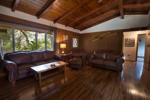 Frontiersman - 3br/2ba Home