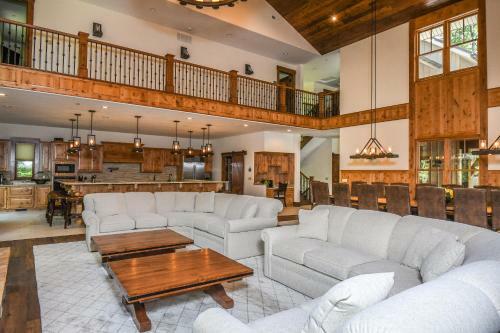 The Haven Eight-bedroom Holiday Home