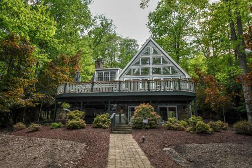 Quiet Retreat Four-bedroom Holiday Home