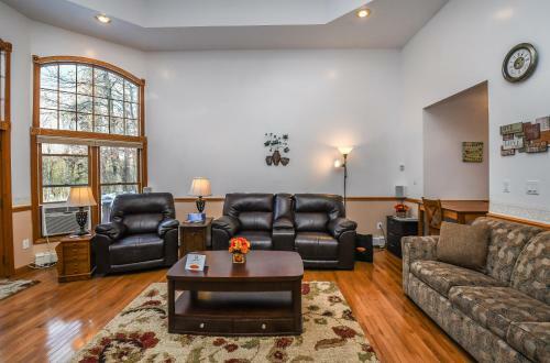 Beautiful Adventure Three-bedroom Holiday Home