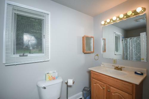 Take-a-break Three-bedroom Holiday Home