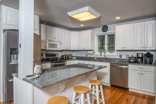 Take-a-break Three-bedroom Holiday Home