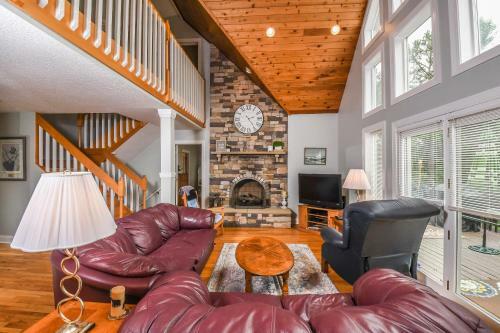 Take-a-break Three-bedroom Holiday Home