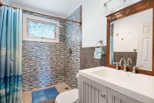 34 Champlain Unit 1