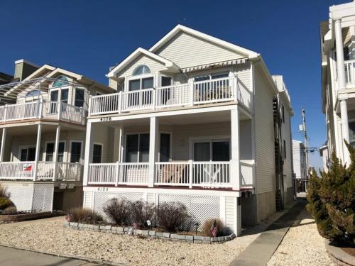 Oc4104 Asbury Ave-1
