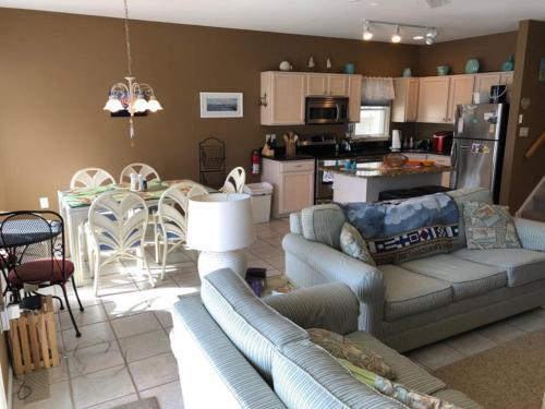 Oc4104 Asbury Ave-1