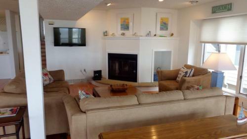 Oc2729 Wesley Avene-1