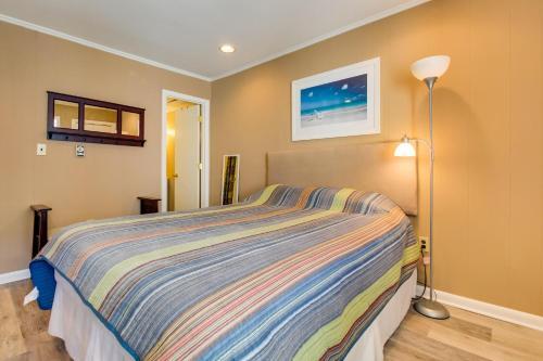 Spacious Beach Block Condo