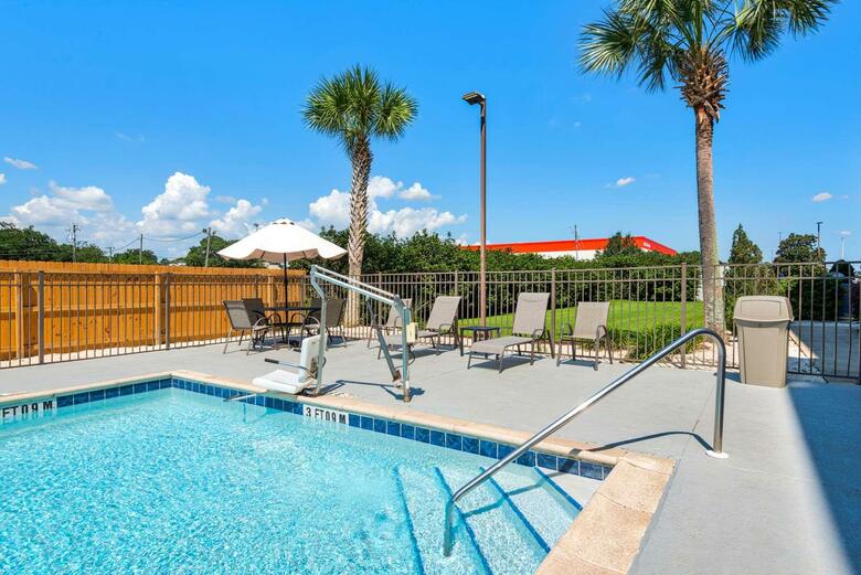 Hotel Hampton Inn & Suites Pensacola-university Mall Fl