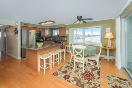 Thunder Island A-19 Home