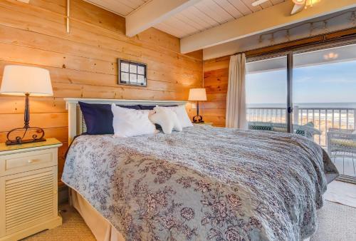 Spacious Beachfront Home