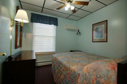 Biarritz Motel & Suites