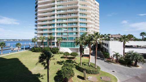 Crb0209 - Stylish Bayside Two-bedroom Apartment