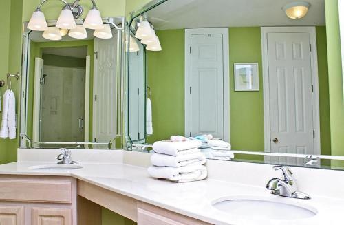 Grand Pointe 505 Apartment
