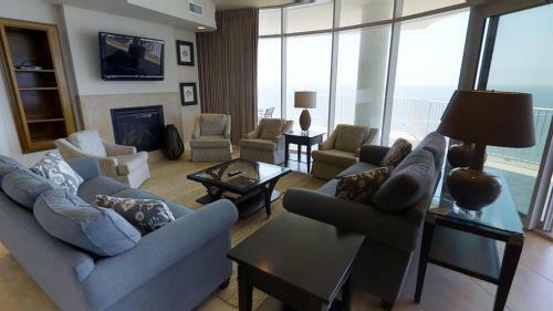 Turquoise Place C2309