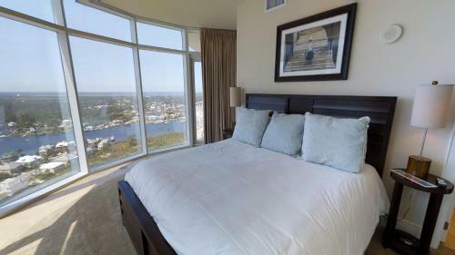 Turquoise Place C2309