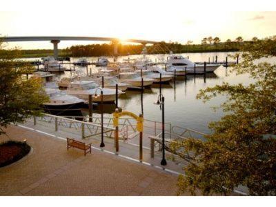 Wharf 812 Apartment
