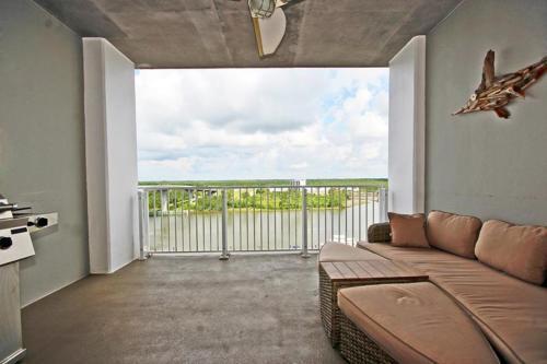 Wharf 820 Apartment
