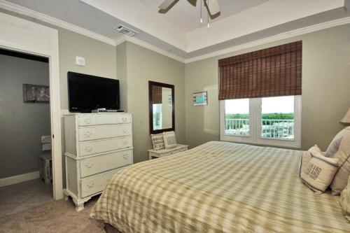 Wharf 820 Apartment