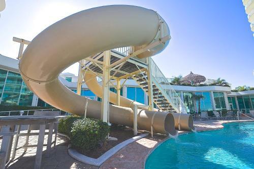 Apartamento Caribe Resort 811b Condo