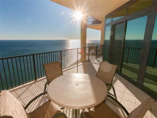 Apartamento Phoenix West II 2704