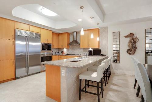 Apartamento Turquoise Place C2205 Condo