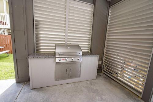 Romar Vista Place West Home 25149