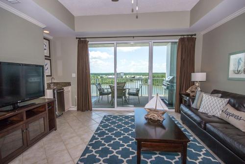 Wharf 707 Apartment