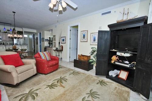 Grand Pointe 506 Apartment