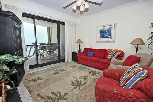 Grand Pointe 506 Apartment