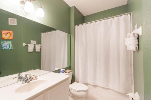 Shoreway Three-bedroom Apartment 226