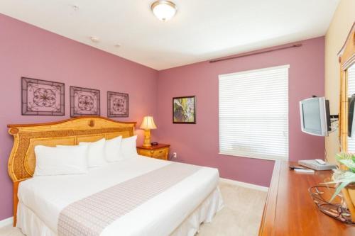 Shoreway Three-bedroom Apartment 226
