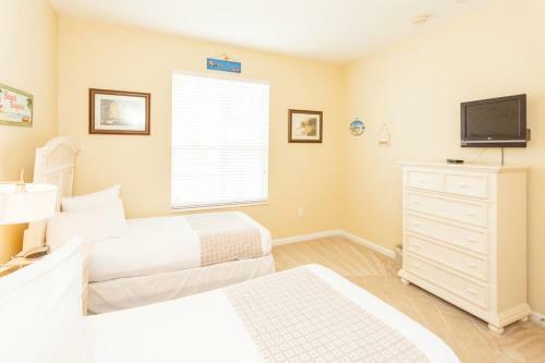 Shoreway Loop L 1005-three Bedroom Apartment