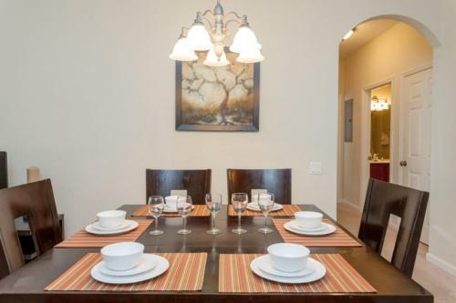 Breakview Dr | 3001-three Bedroom Apartment