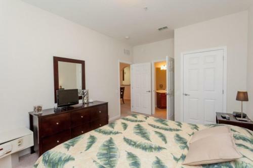 Breakview Dr | 3001-three Bedroom Apartment
