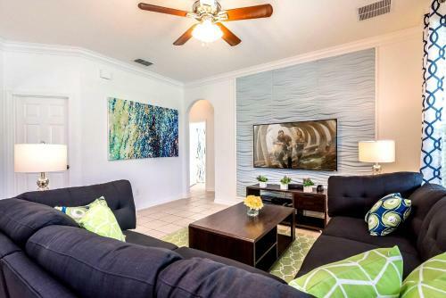 Brand New Luxury 6bd Villa