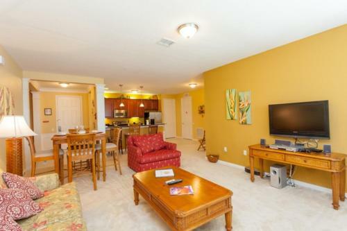 Shoreway Loop L 1004-three Bedroom Apartment