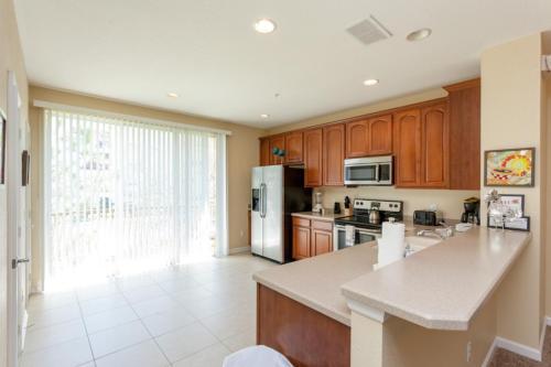 Coolbreeze Dr | 4003-three Bedroom Townhome